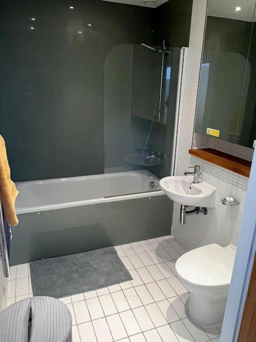 Stunning 2 Bed Flat! Centrally Located In London, Uk! Εξωτερικό φωτογραφία